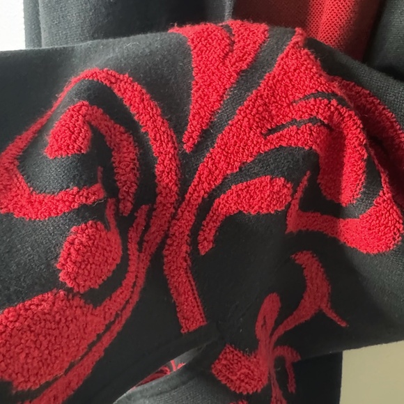 NWT Chicos Cardigan Open Front Longer Length Black Red Textured Scroll Pattern 2 - Picture 16 of 16